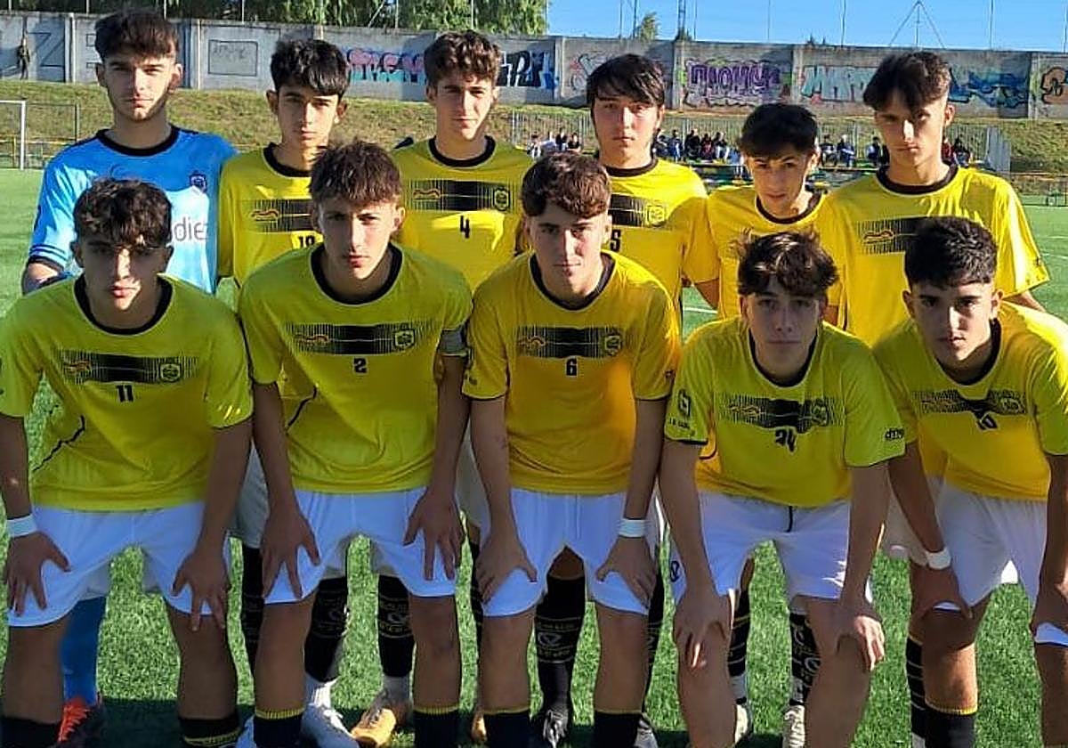 Primera formación del equipo juvenil de Regional.