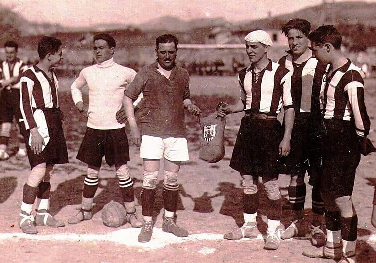 Alineación del Haro Sport Club.