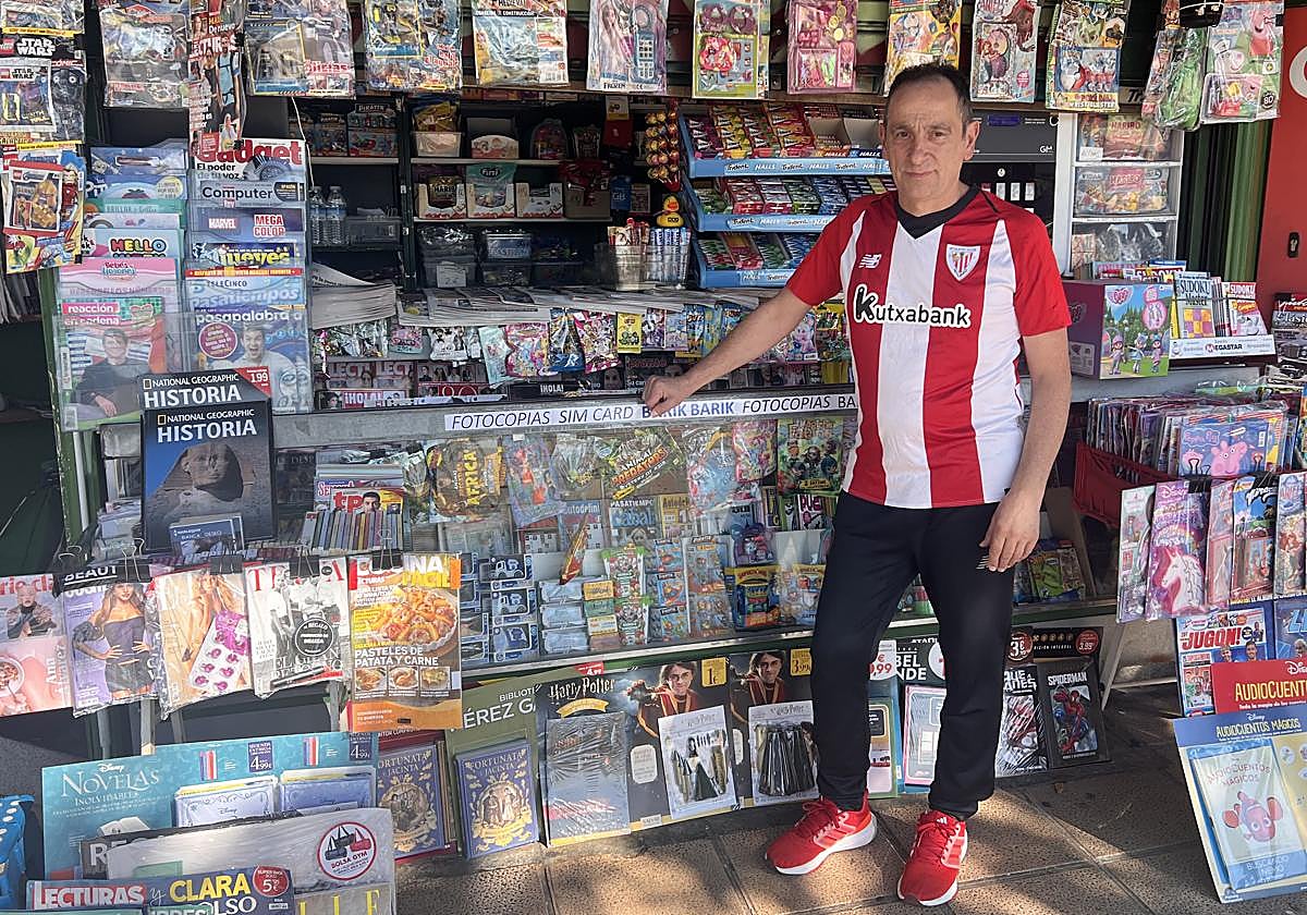 El kiosco de Otxarkoaga que sale en el anuncio de Nico Williams: «Le hizo ilusión volver al barrio»