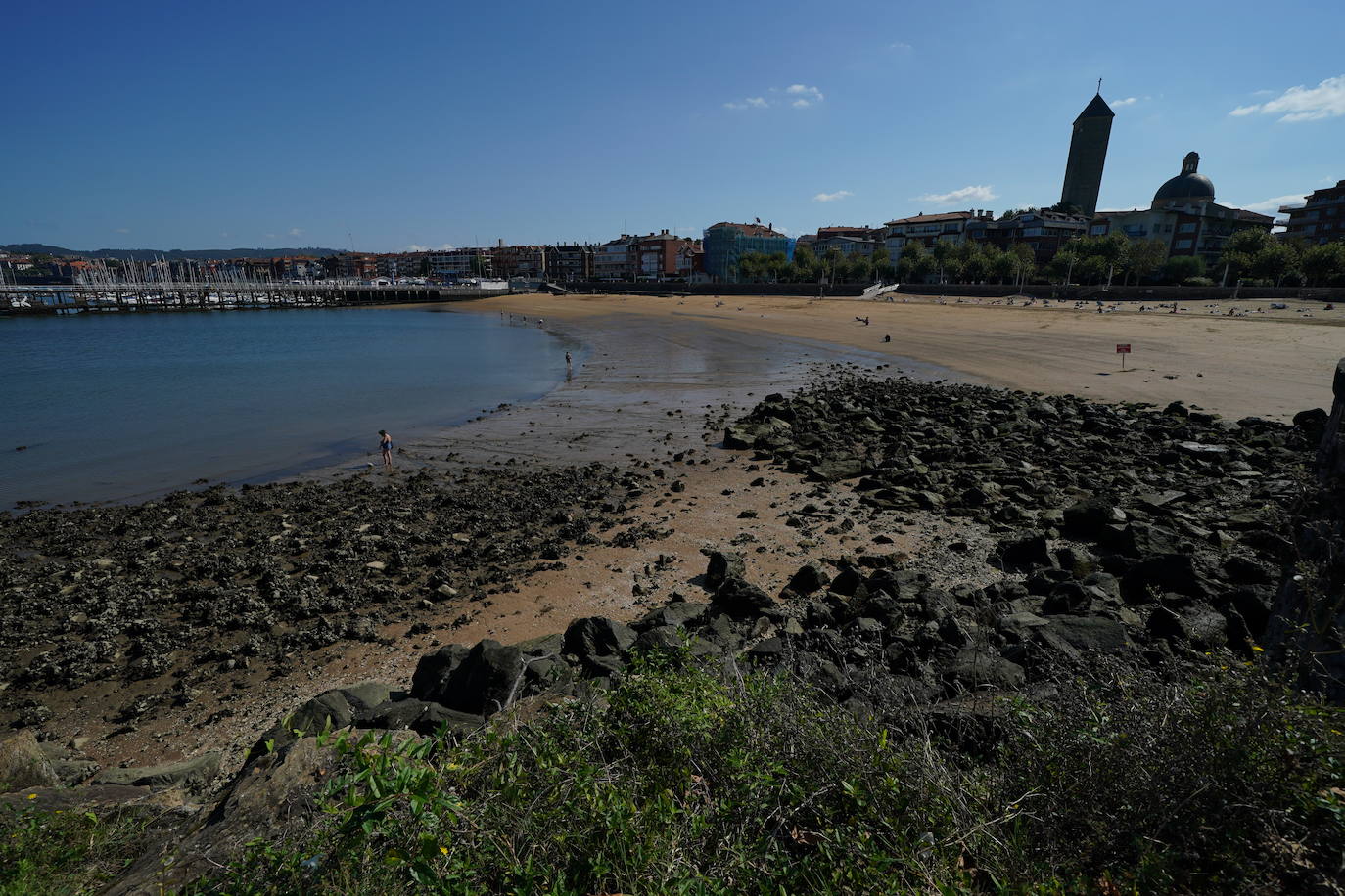 Las espectaculares imágenes que dejan las mareas vivas en Bizkaia