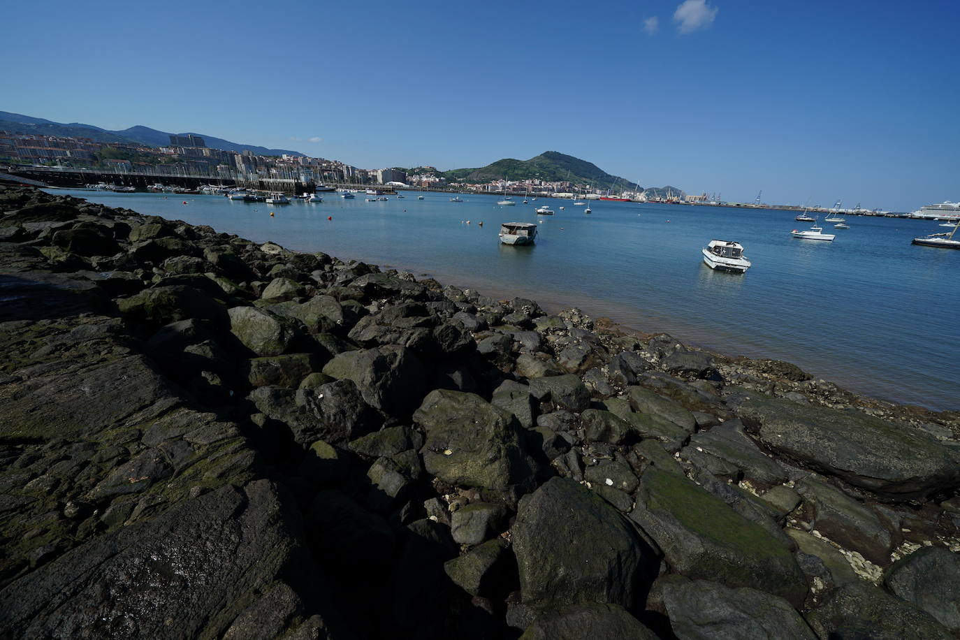Las espectaculares imágenes que dejan las mareas vivas en Bizkaia