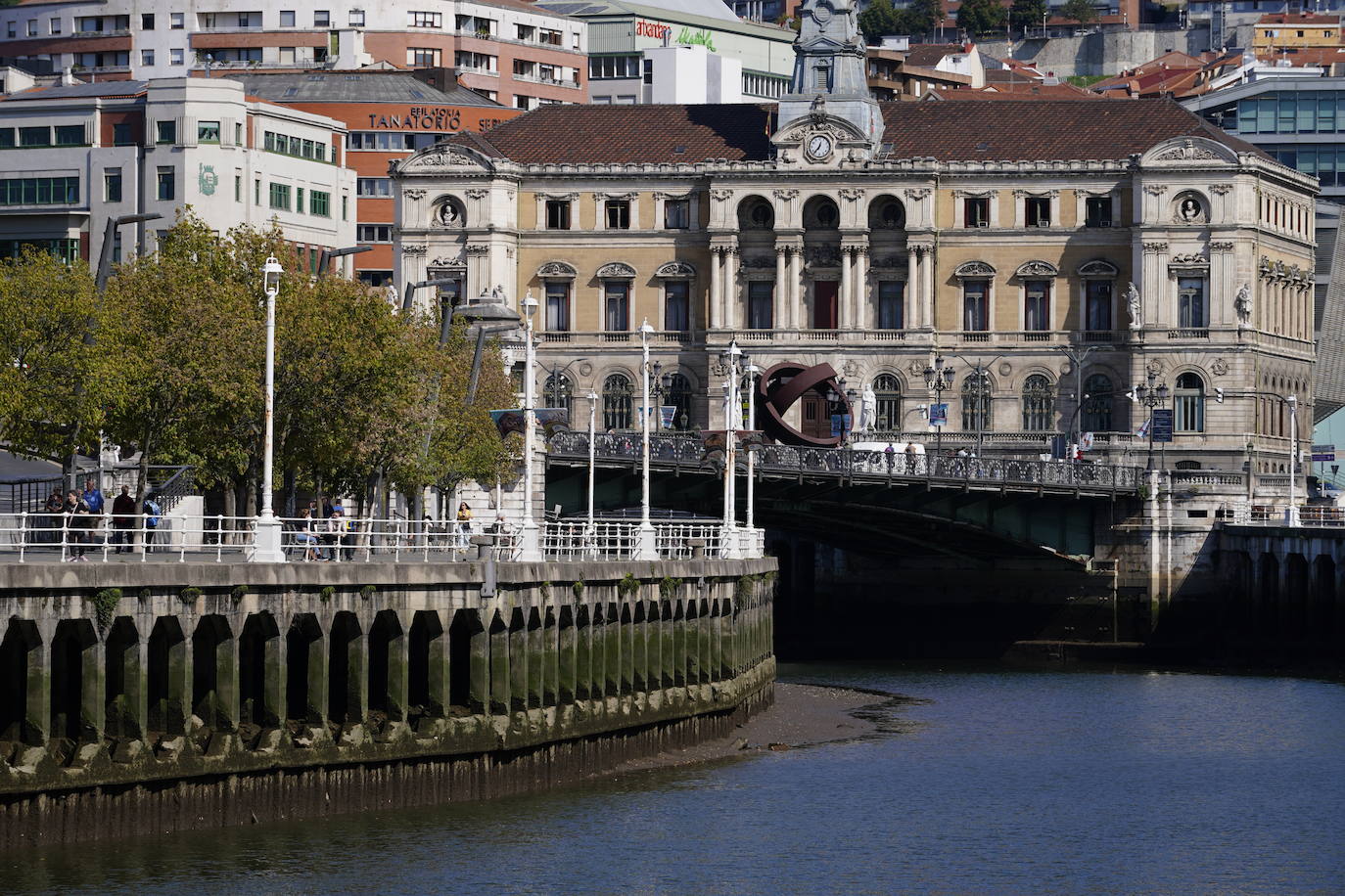Las espectaculares imágenes que dejan las mareas vivas en Bizkaia