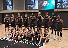 Plantilla del Bilbao Basket en Artxanda.