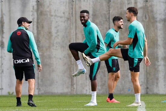 Iñaki Williams, en un entrenamiento en Lezama