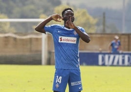 Ben Hamed celebra el golazo que anotó el domingo en Urritxe.