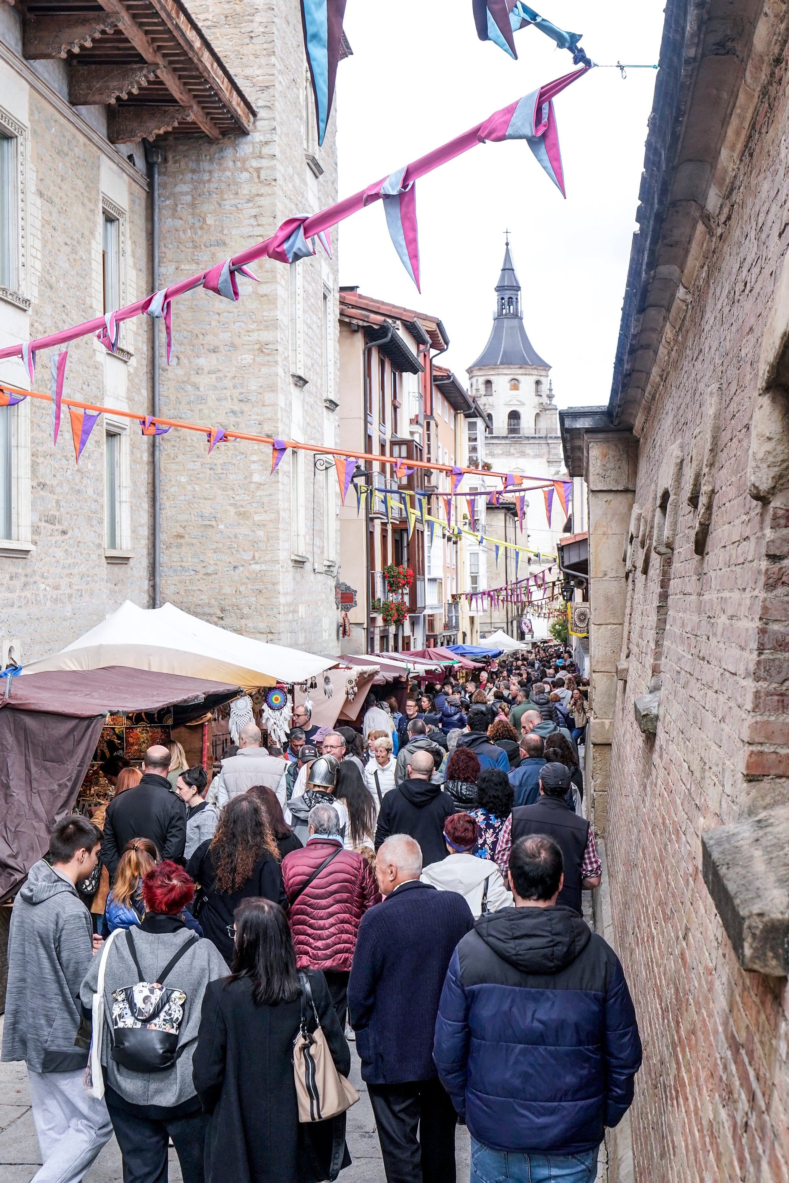 El medievo embruja Vitoria