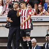 Debuta Canales, la perla a la que quería el United