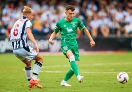 Iñigo Vicente en el campo del Castellón.