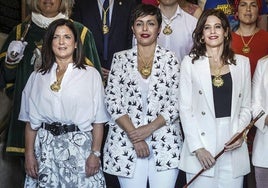 Las líderes municipales del PNV, EH Bildu y PSE, Beatriz Artolazabal, Rocio Vitero y Maider Etxebarria.