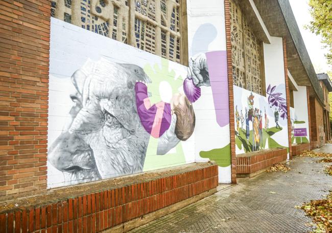 El cuarto mural, que rememora a la Virgen del Pilar.