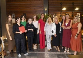 Elenco de mujeres productoras de Málaga: Luana Faíllo, Alba García, María Monasterio, Charo Carmona, Marta Suárez, Julia Losantos, Chelo Gámez, Leonor García-agua, Myriam Ortiz, Clara Verheij y Miriam Gálvez.