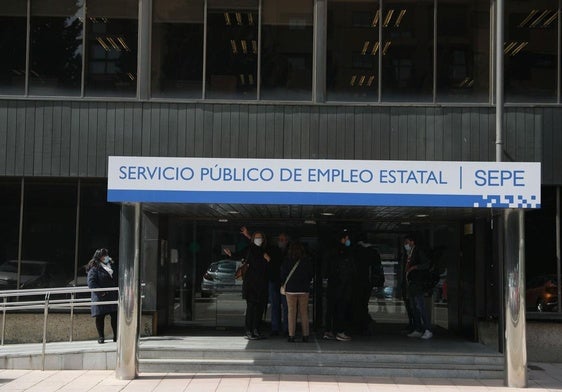 Todo lo que deben saber sobre la cercana reforma del SEPE los desempleados que cobran el subsidio para mayores de 52 años