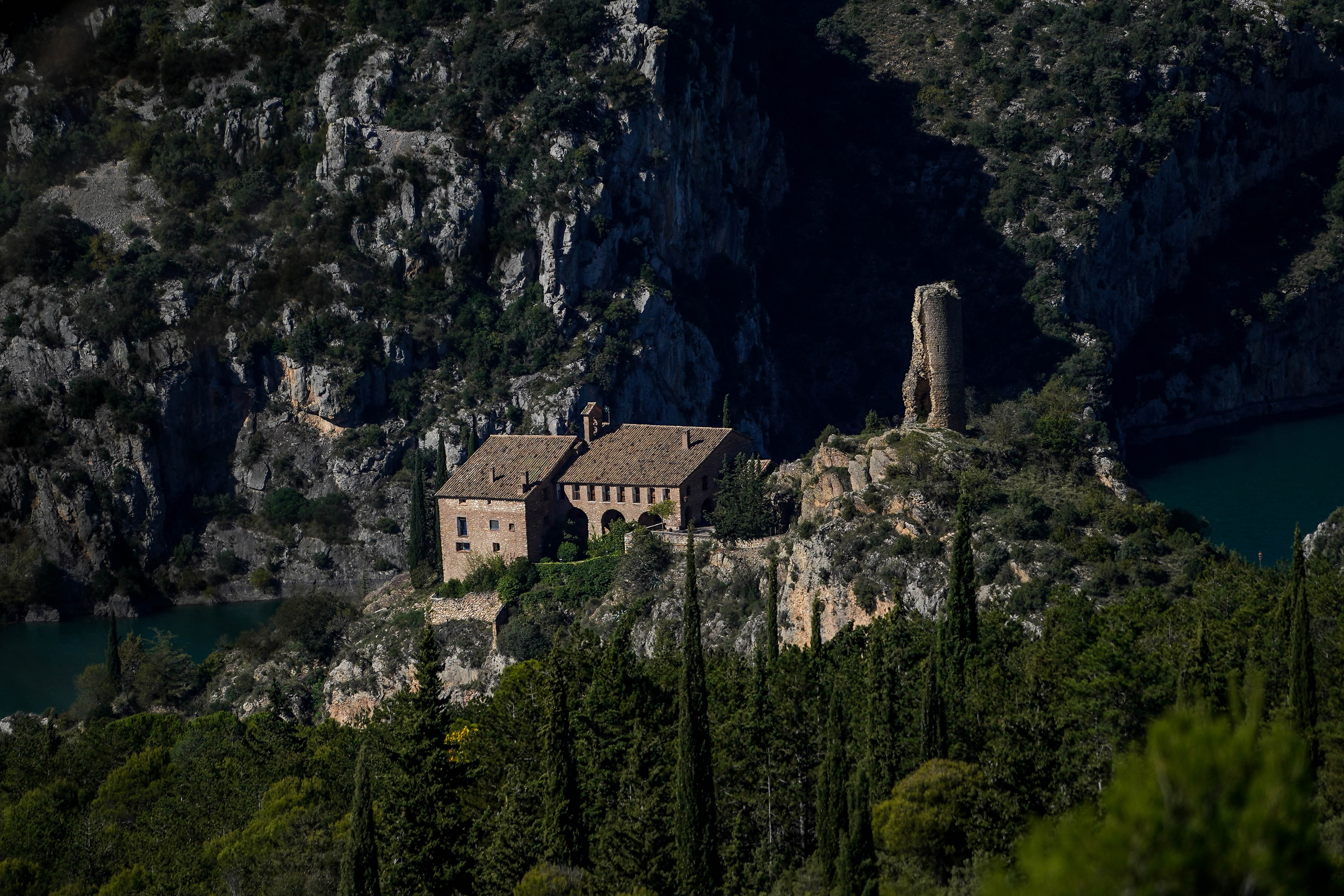 La ermita original de la Virgen de Torreciudad.