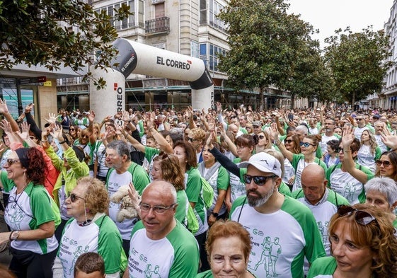 Más de 3.000 personas se han echado a las calles para pedir investigación contra el cáncer