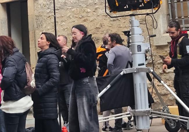 Natalia Tena, durante el rodaje de una escena en la calle Siervas de Jesús.