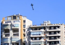 La aterradora secuencia del impacto de un misil en un edificio de Beirut