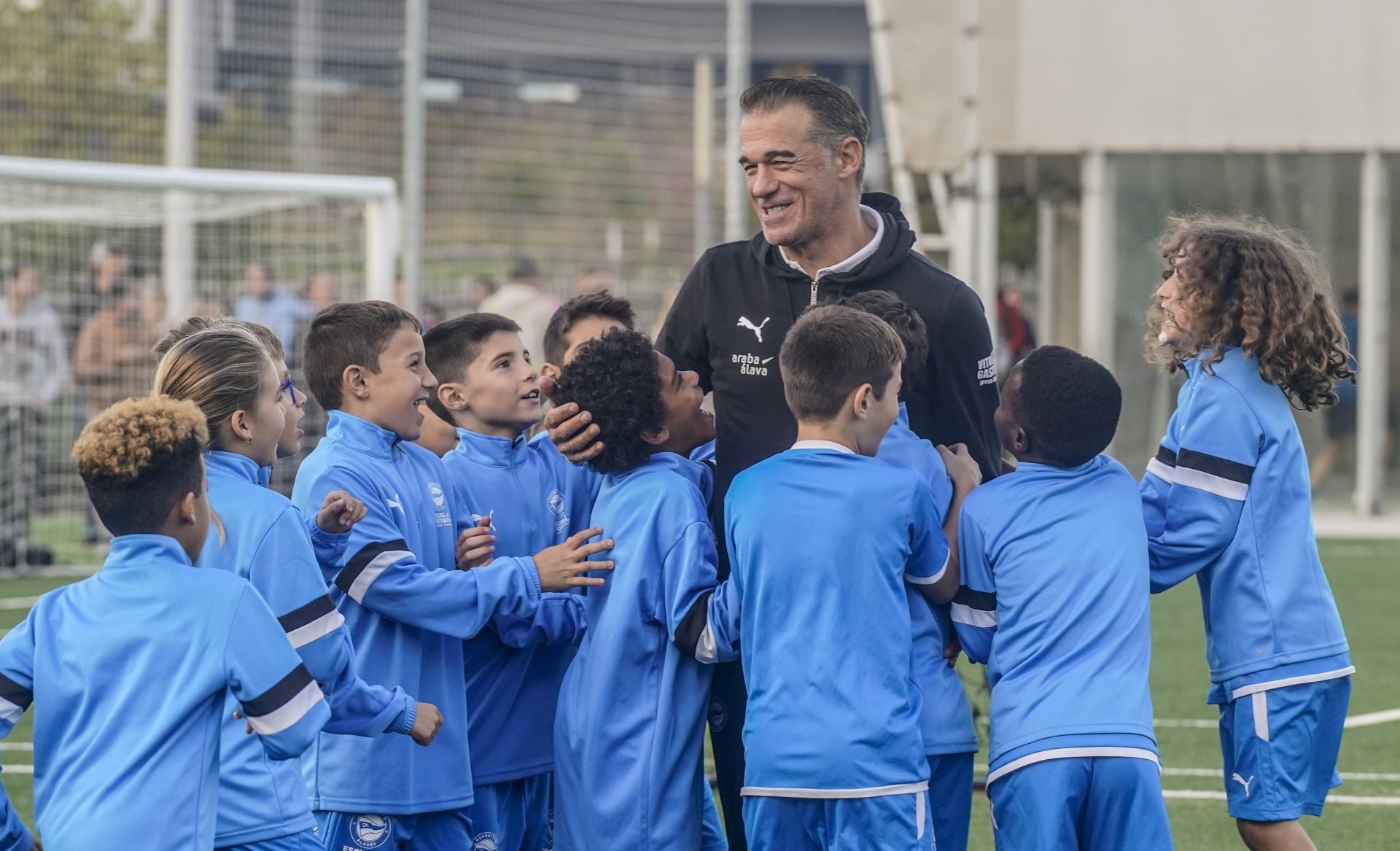 Todas las fotos del entrenamiento de la Escuela del Alavés