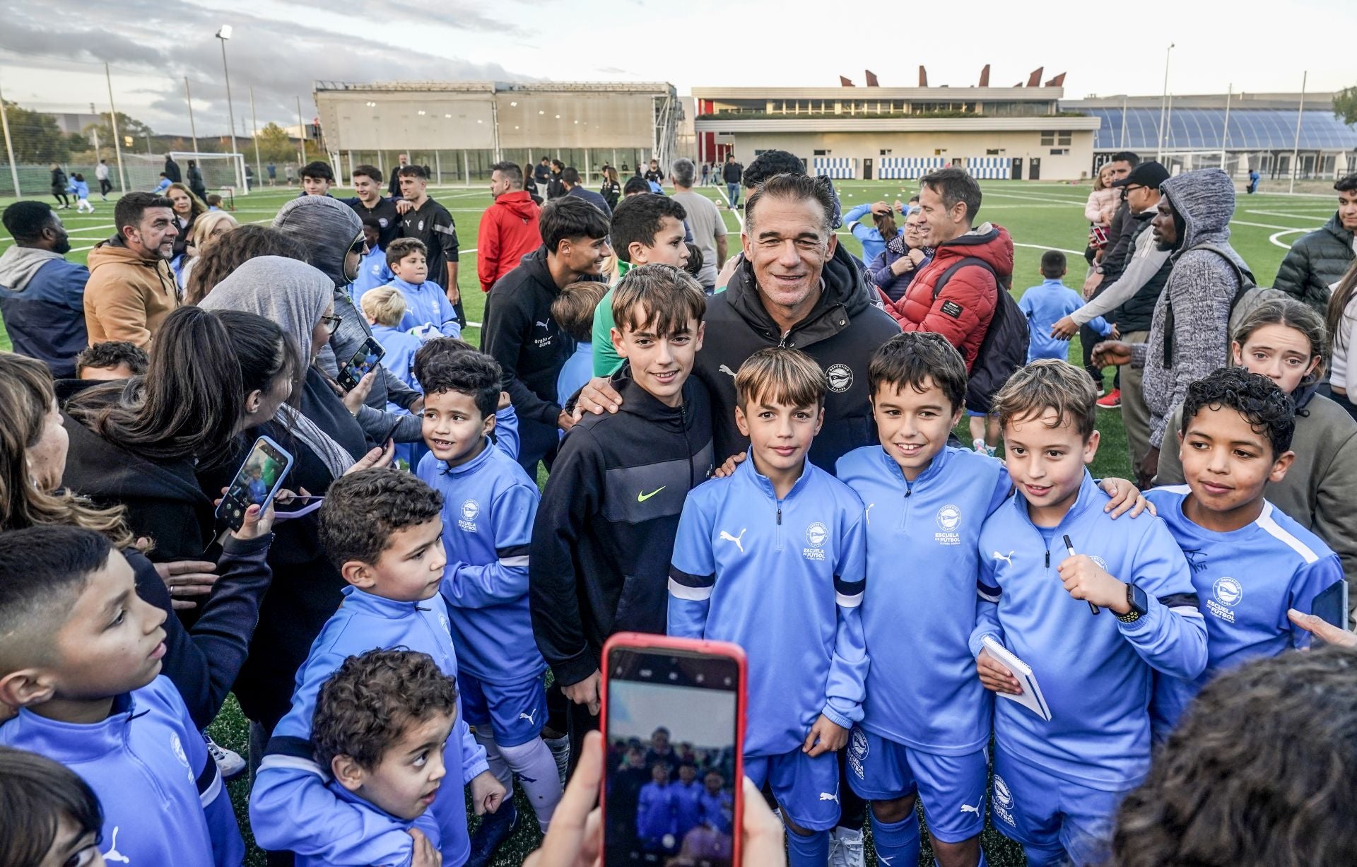 Todas las fotos del entrenamiento de la Escuela del Alavés