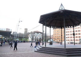 Imagen de archivo de la plaza del Kasko, con el Ayuntamiento al fondo.