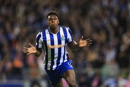 Samu celebra su gol al Hoffenheim.