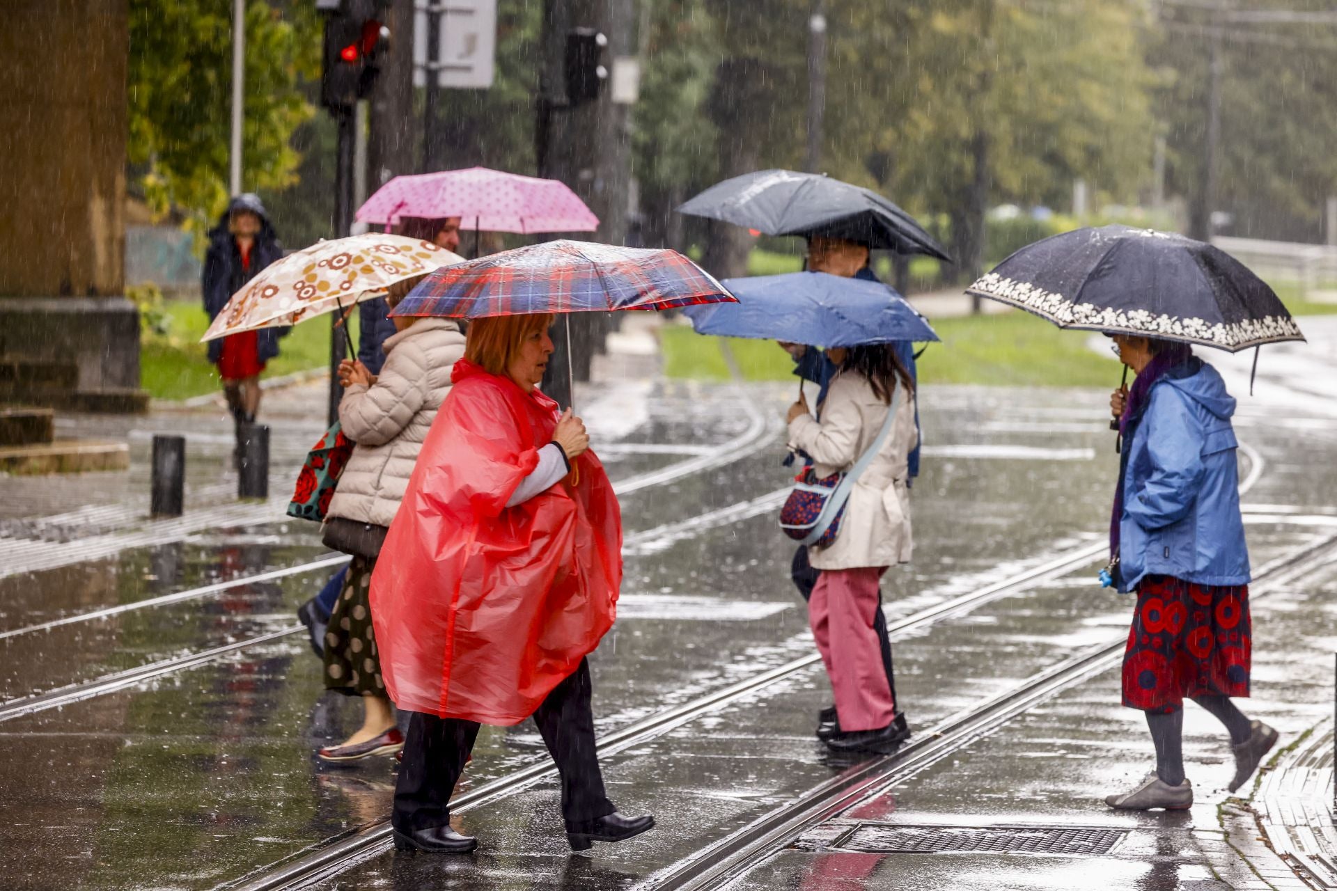 La lluvia y el frío llegan a Vitoria