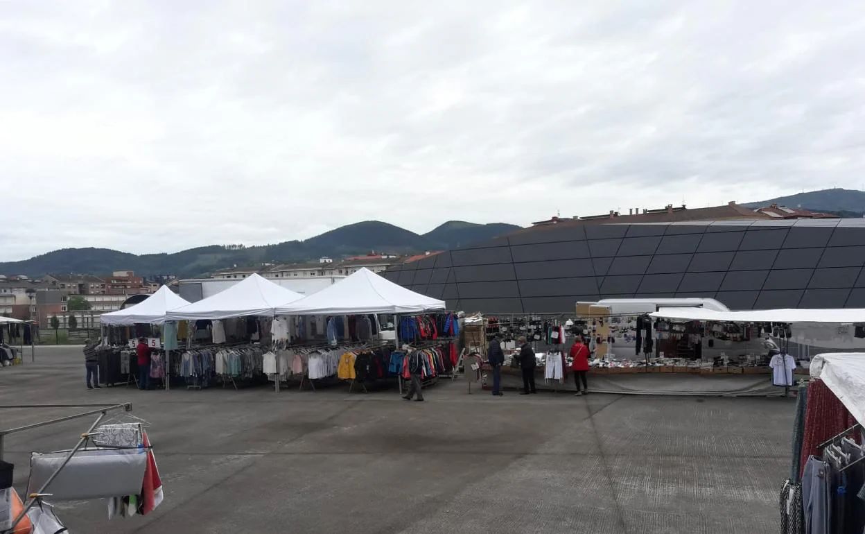 El mercadillo estará ubicado en este nuevo espacio, en los terrenos de la estación.