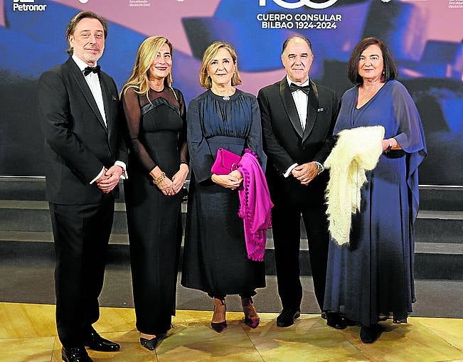 Ricardo Devis, María Tomasa Núñez, Mercedes Olavarria, Tomás González y María Kovesdi.