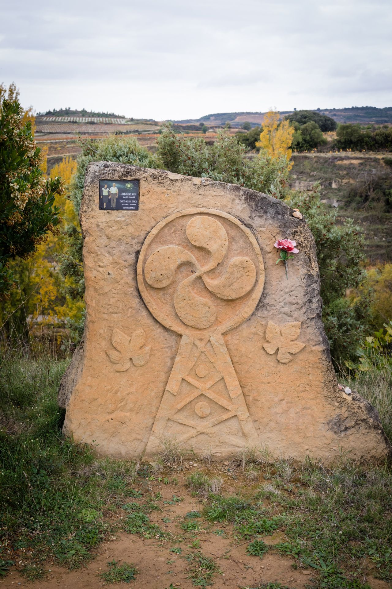 El cementerio ateo en Rioja Alavesa