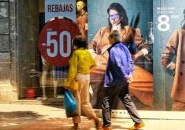 El 'veroño' bilbaíno desploma las ventas de las tiendas de ropa y zapaterías