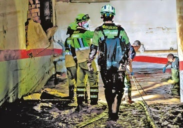 Valencia sigue buscando a sus muertos una semana después de la riada