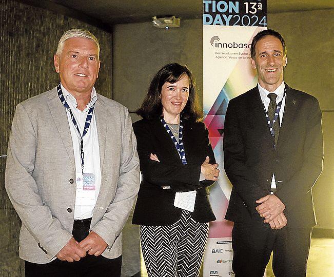 Xabier Iturbe, Nuria Gisbert y Pello Rodríguez Zabaleta.