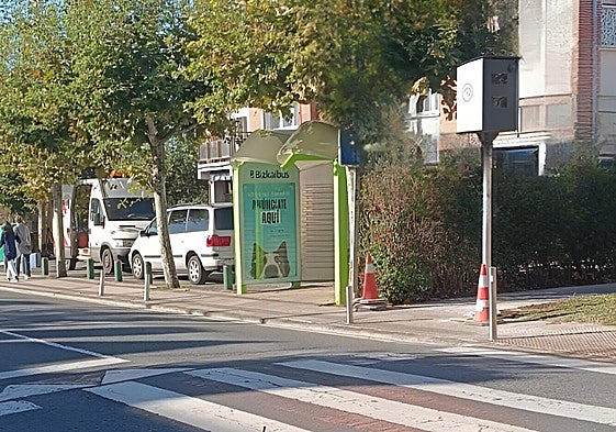 El radar se ubica en el cruce entre las calles Simón Otxandategi, Armuru Bidea y Lukategi.