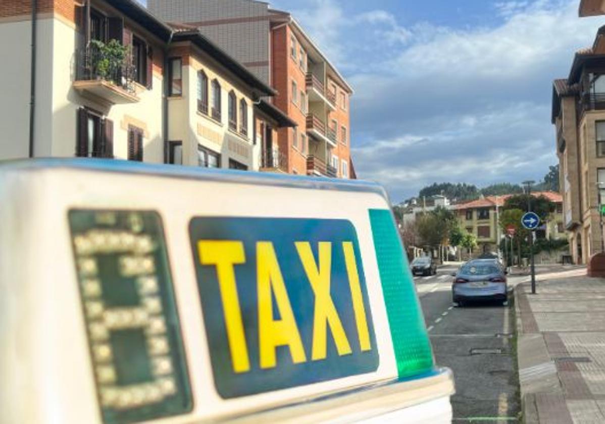 Solo dos líneas de autobús llegan hasta Lemoiz.