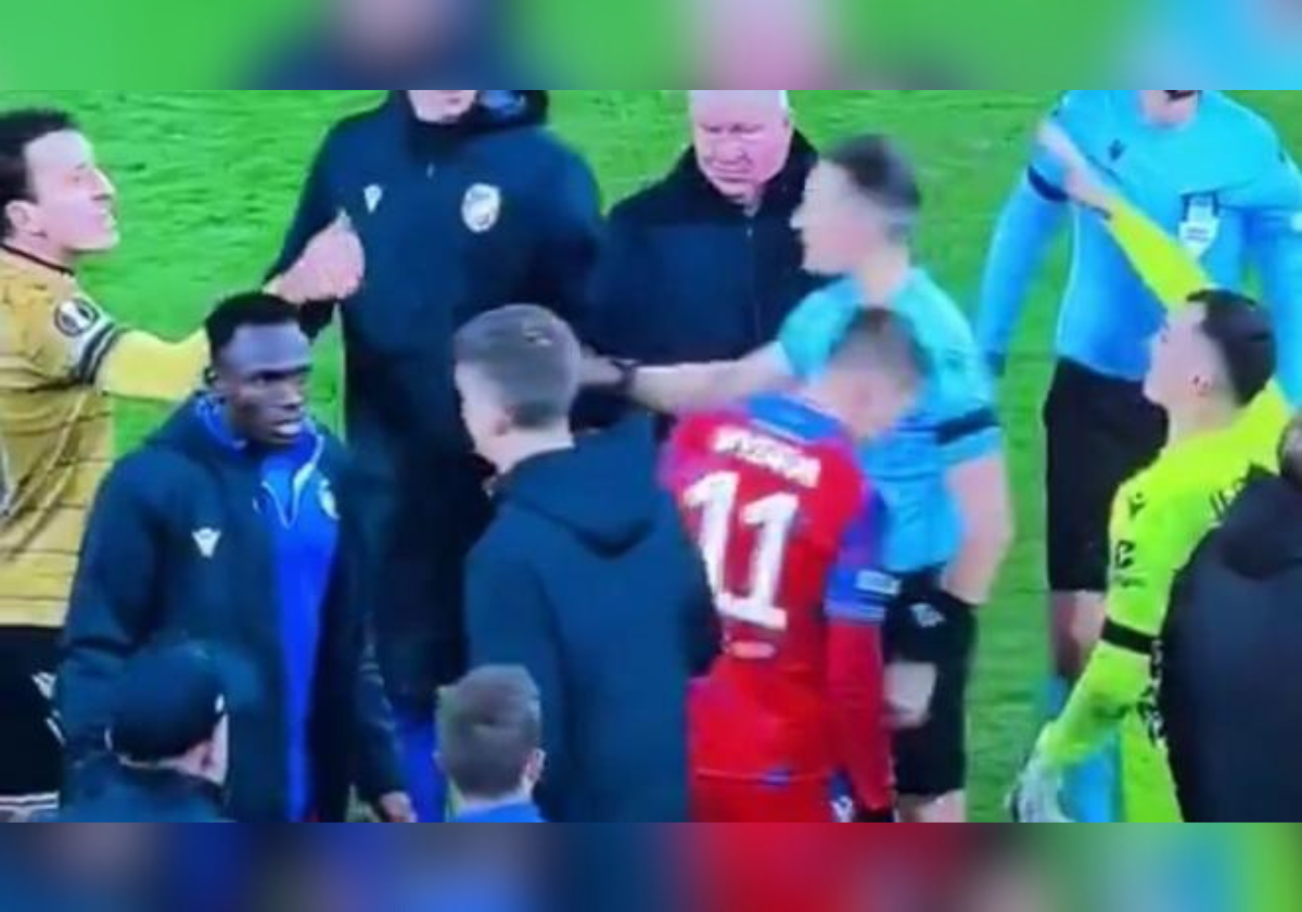 El aparente saludo nazi del portero del Viktoria Plzen que indignó a Oyarzabal