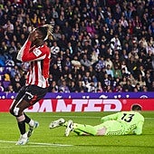 ¿Hará Ghana viajar a Williams lesionado?: «No creo que pueda jugar»