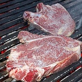 Adiós a la tensión alta: cinco ideas sencillas para sustituir la sal en las comidas