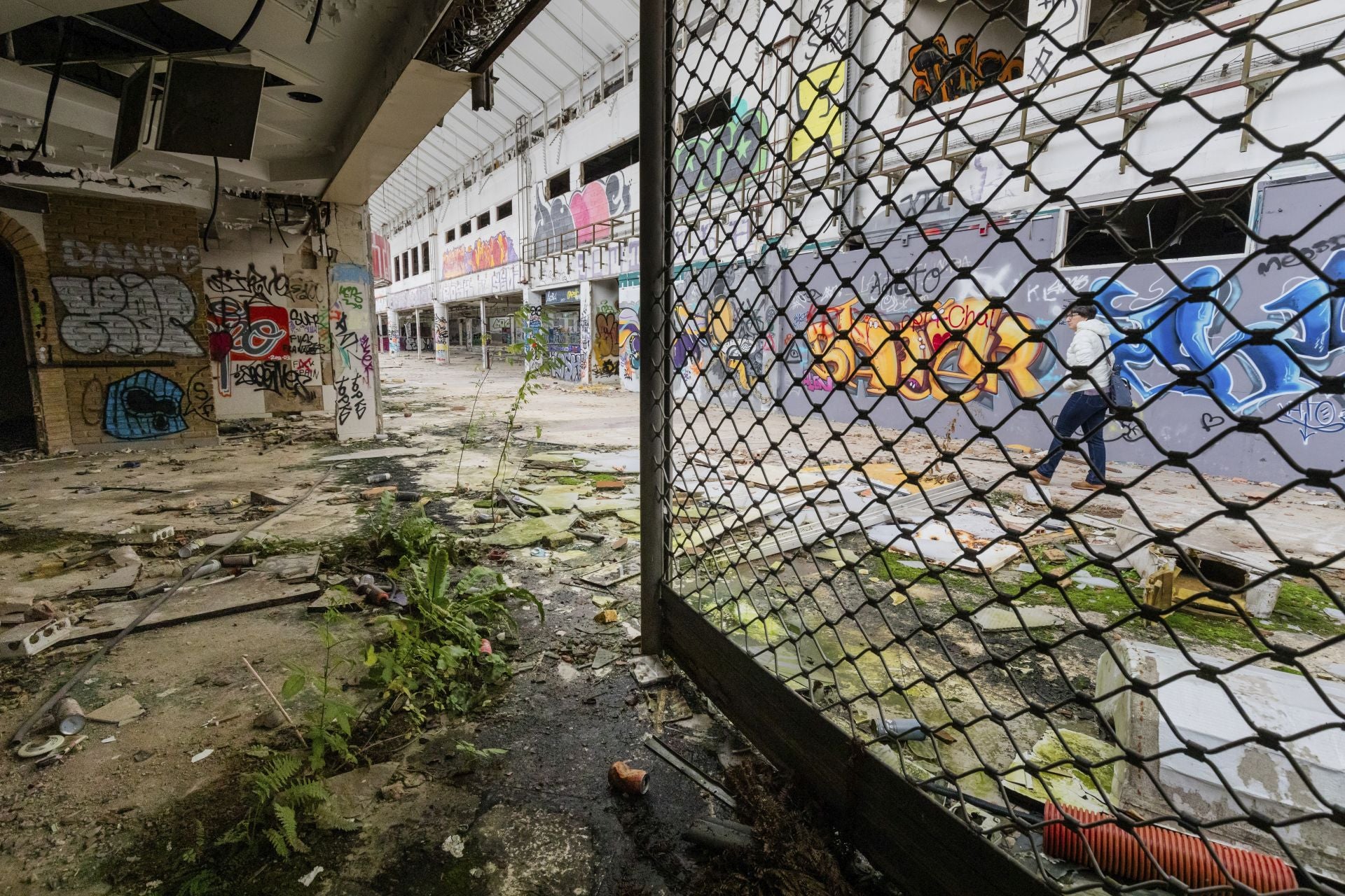 El «peligro» del &#039;híper&#039; abandonado de Asteguieta