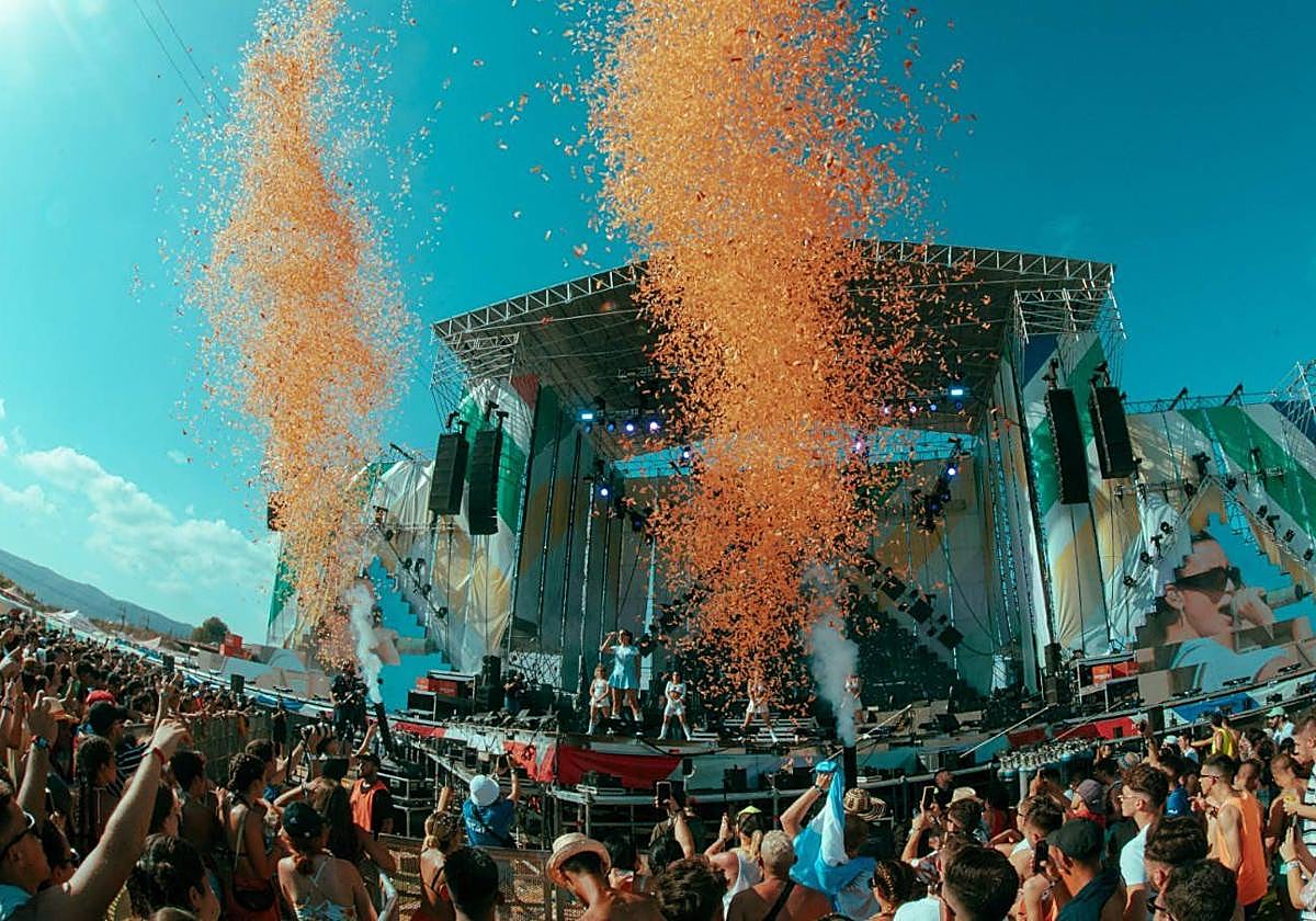 Facua denuncia a un festival de reggaeton de Bilbao por cobrar un importe adicional en las entradas