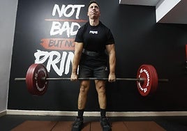 El peso muerto es el ejercicio predilecto de Jorge. Levanta 272,5 kilos.