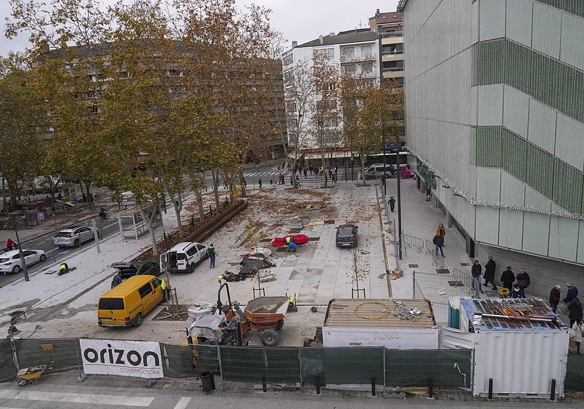 Las obras avanzan en esta céntrica plaza.