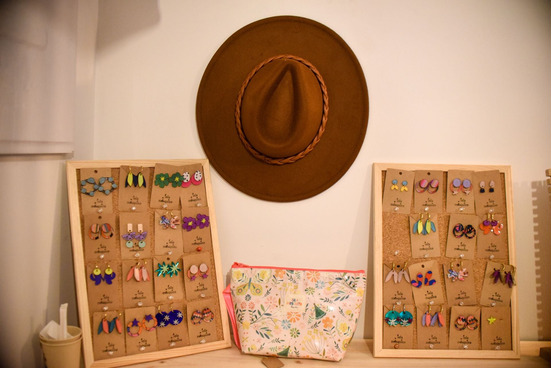 El novedoso espacio de Trapagaran en el que comprar ropa, hacer yoga o aprender a coser