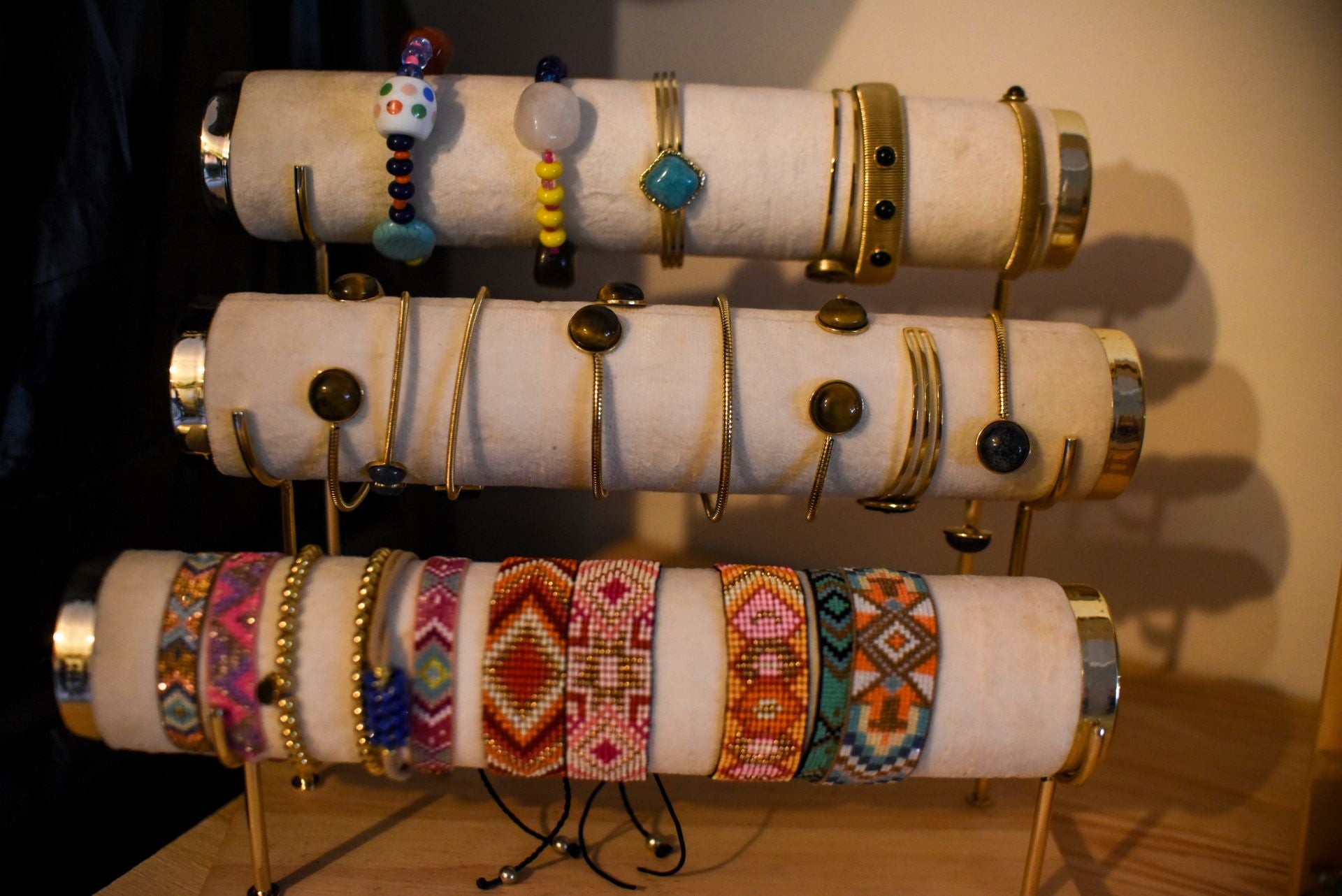 El novedoso espacio de Trapagaran en el que comprar ropa, hacer yoga o aprender a coser