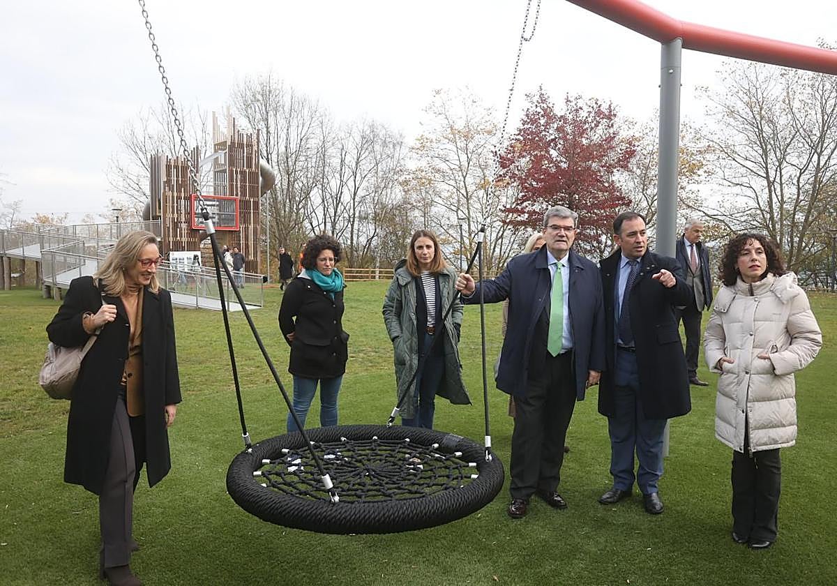 Bilbao estrena el gran parque que pretende resucitar Artxanda