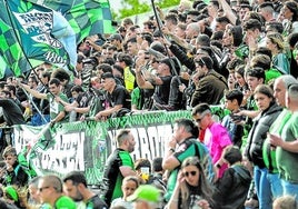 La masa social verdinegra está citada mañana en la Escuela de Música del municipio para analizar la posible conversión en Sociedad Anónima Deportiva.