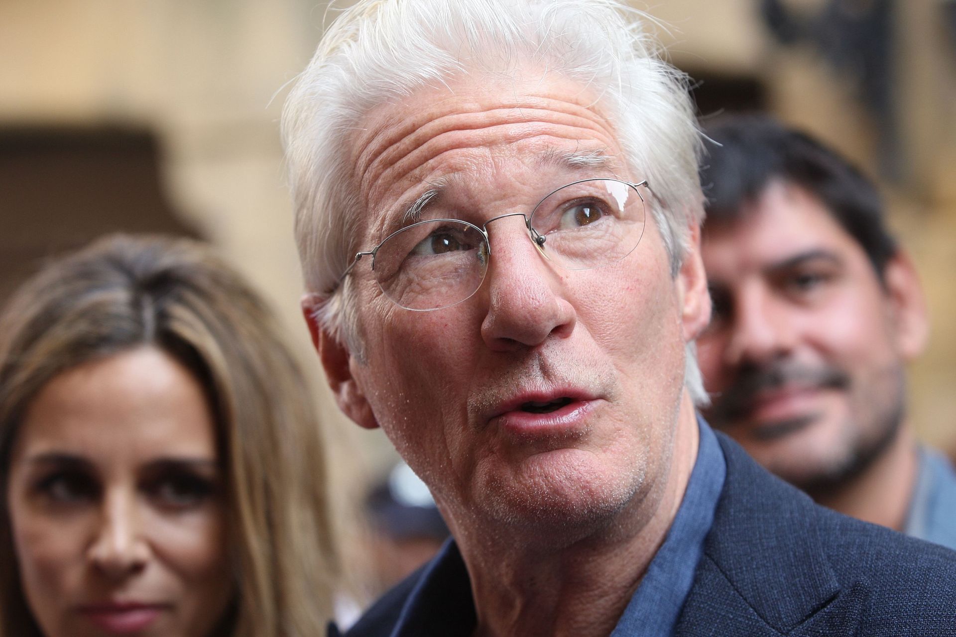 El gesto de Richard Gere censurado en un programa por considerarlo obsceno 