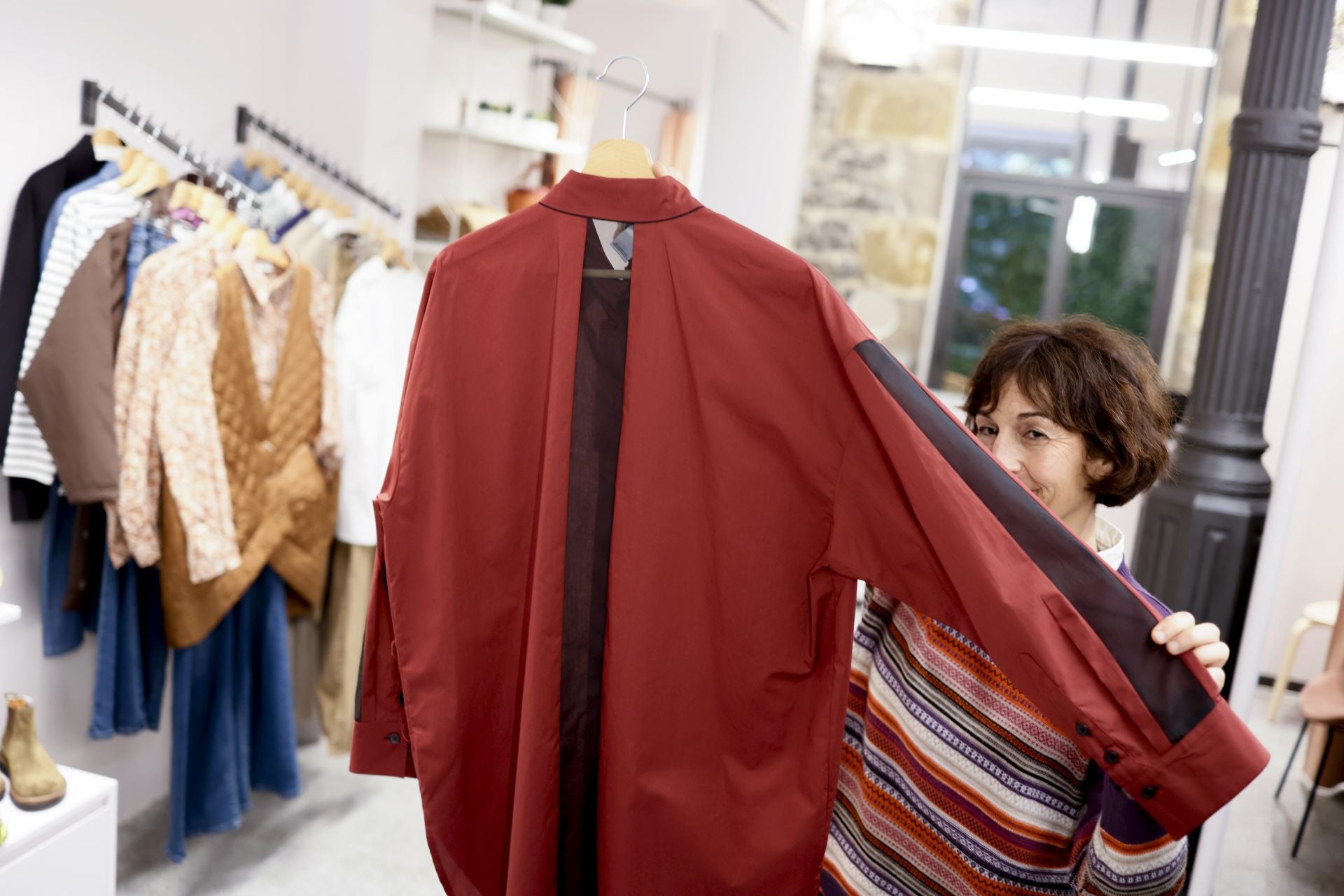 La tienda Mongolia abre en el centro de Bilbao y sorprende con moda japonesa