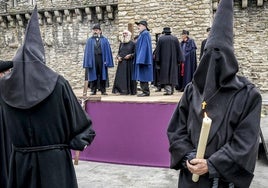 Vitoria como set de rodaje. Una de las escenas de 'Sacamantecas' grabada en la muralla de la ciudad.