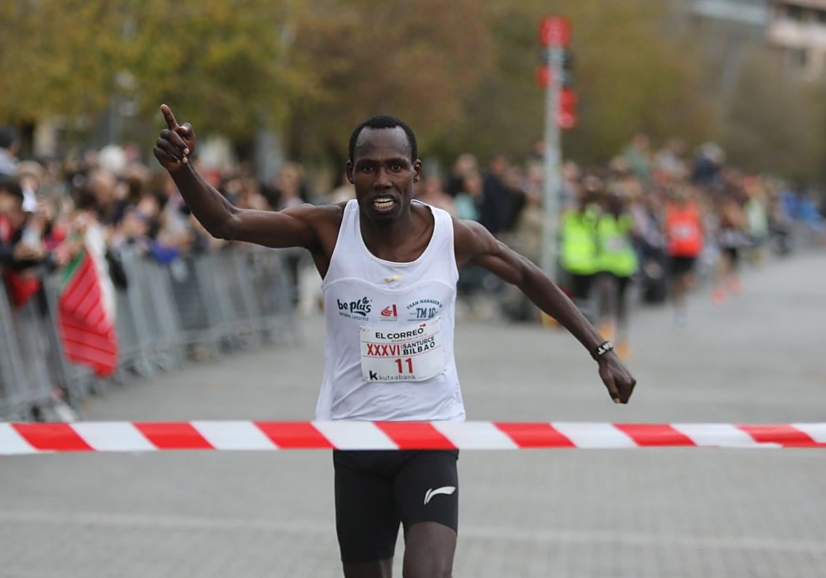 Amon Kiptoo fue el más rápido en la meta de Pío Baroja.