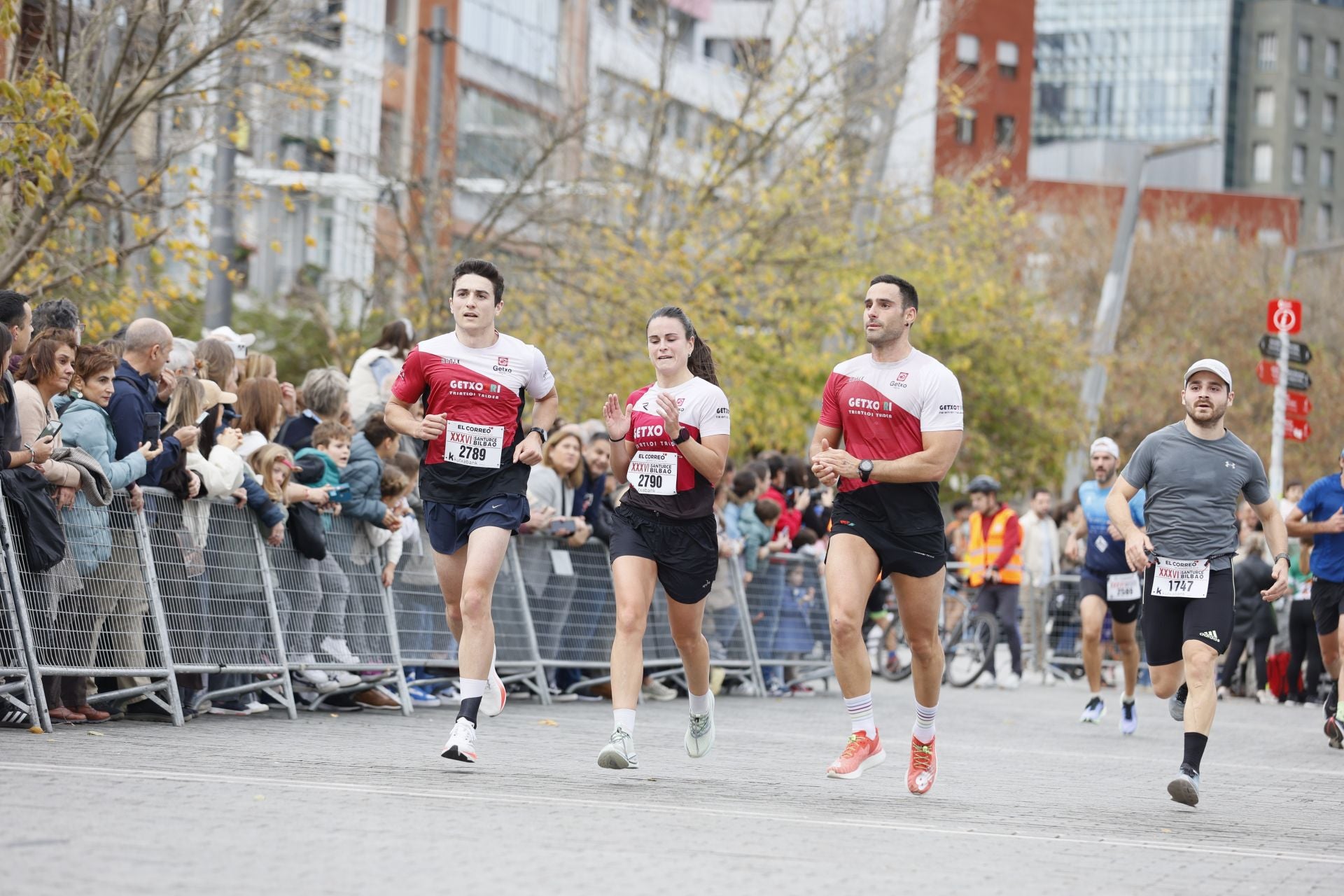 La fiesta del atletismo recorre la Margen Izquierda