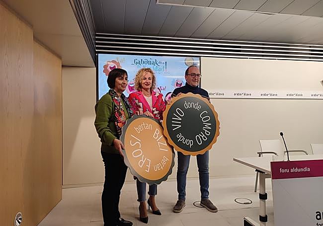 Clara Navas, Cristina González y Diego Martínez de San Vicente.